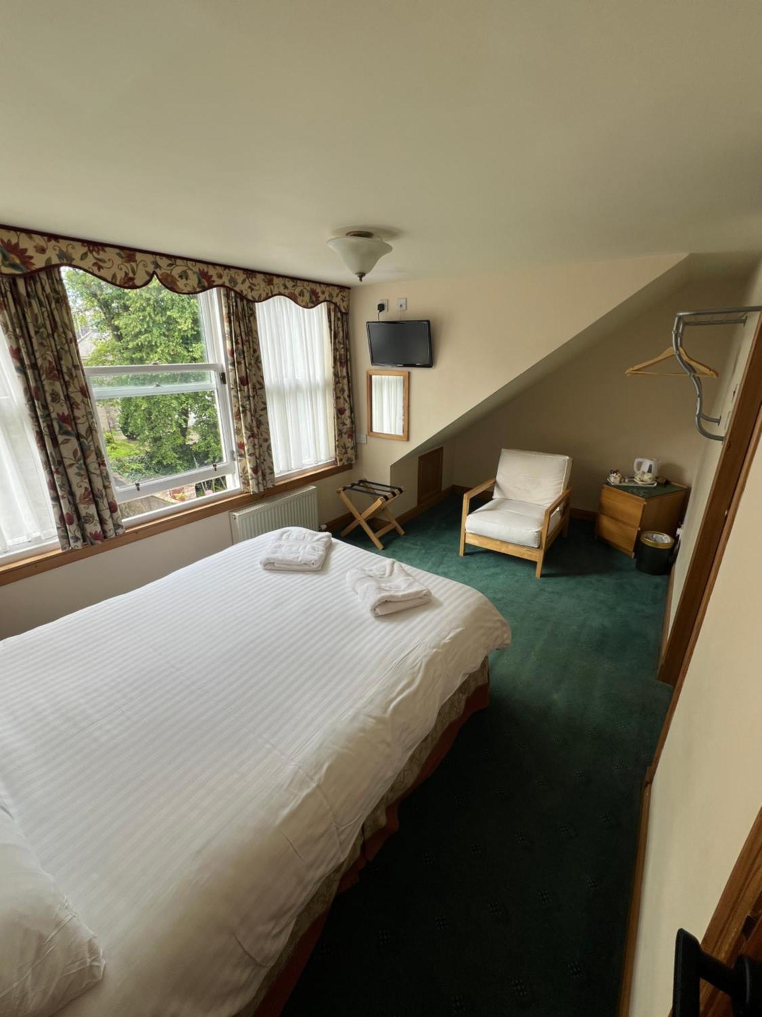 Butlers Guest House Aberdeen Exteriör bild