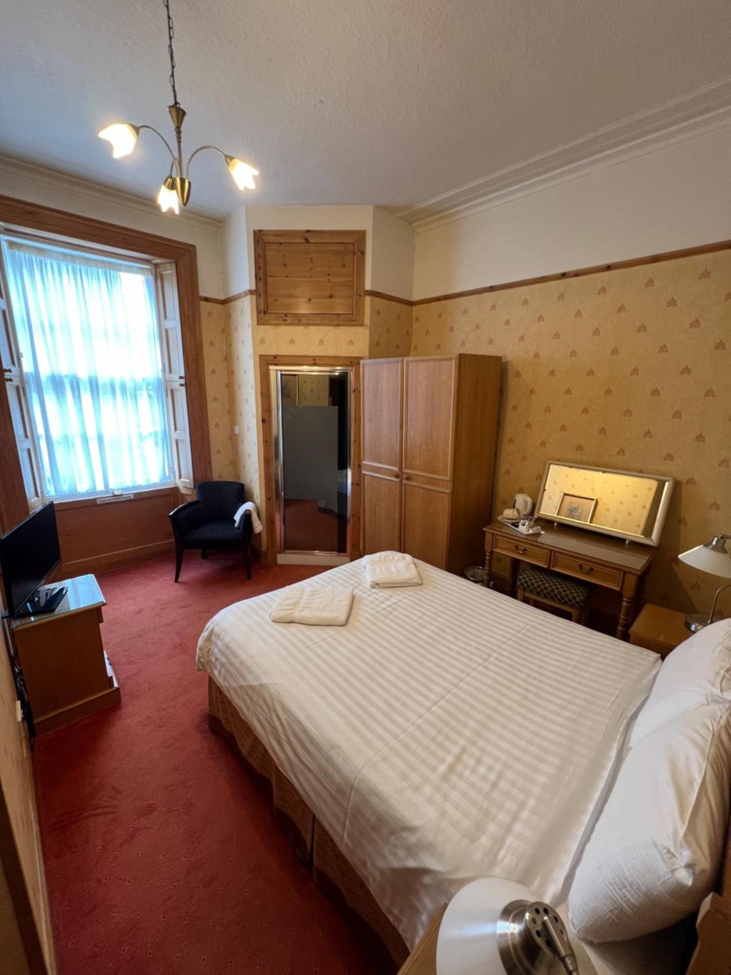 Butlers Guest House Aberdeen Exteriör bild