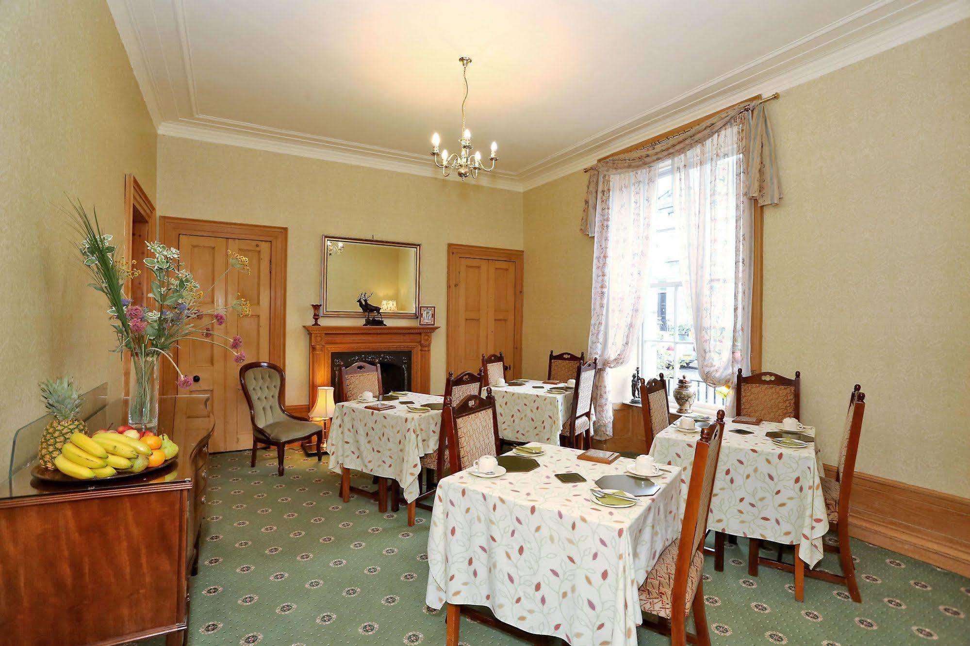 Butlers Guest House Aberdeen Exteriör bild