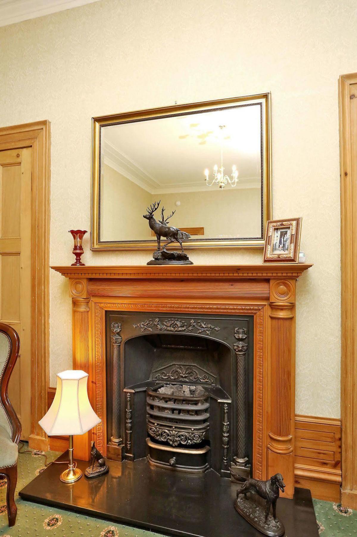 Butlers Guest House Aberdeen Exteriör bild